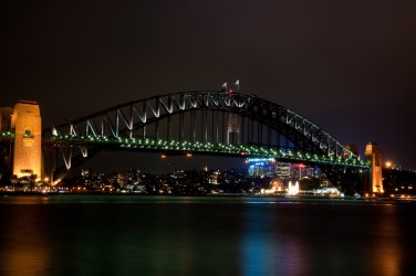 Sydney Harbour Bridge bei Nacht