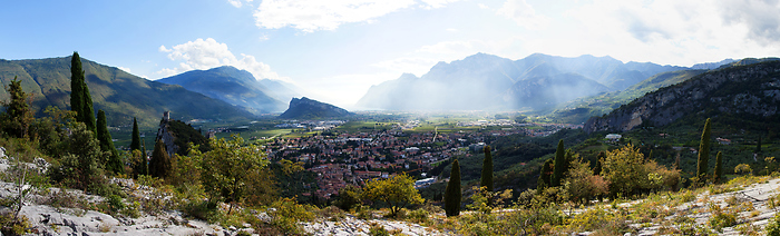 Blick auf die Landschaft um Riva Del Garda
