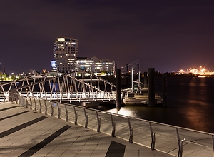 This picture was taken at Hamburg Elbhafen at night.
